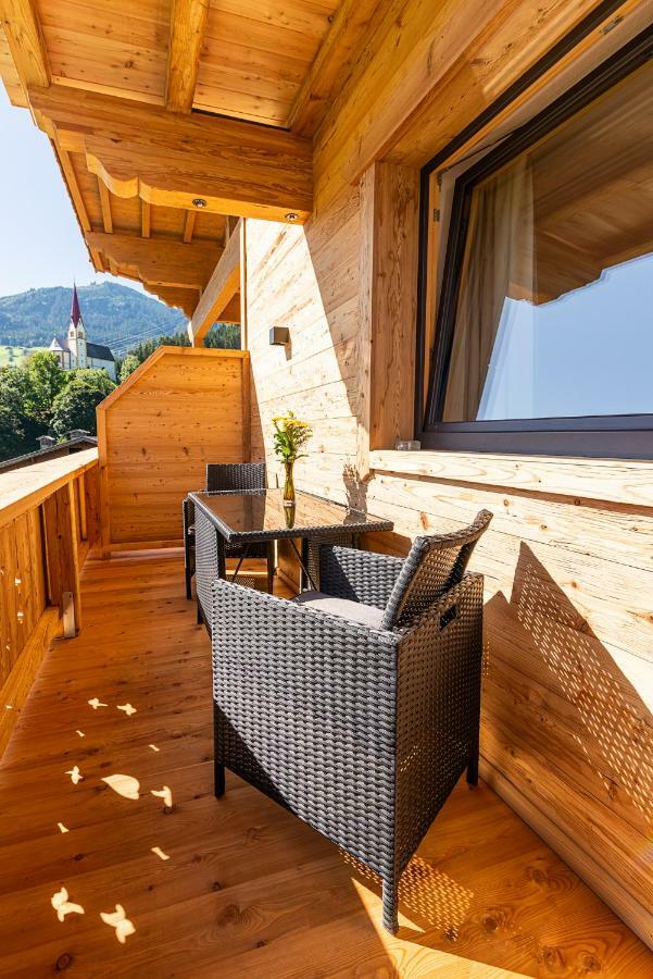 Tweepersoonskamer met Balkon (2 Volwassenen + 1 Kind)